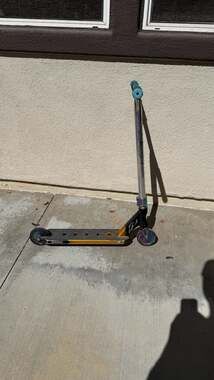 Custom Apex Pro Pro-Level Trick Scooter with Envy Reaper Bars and Oil Slick Whee